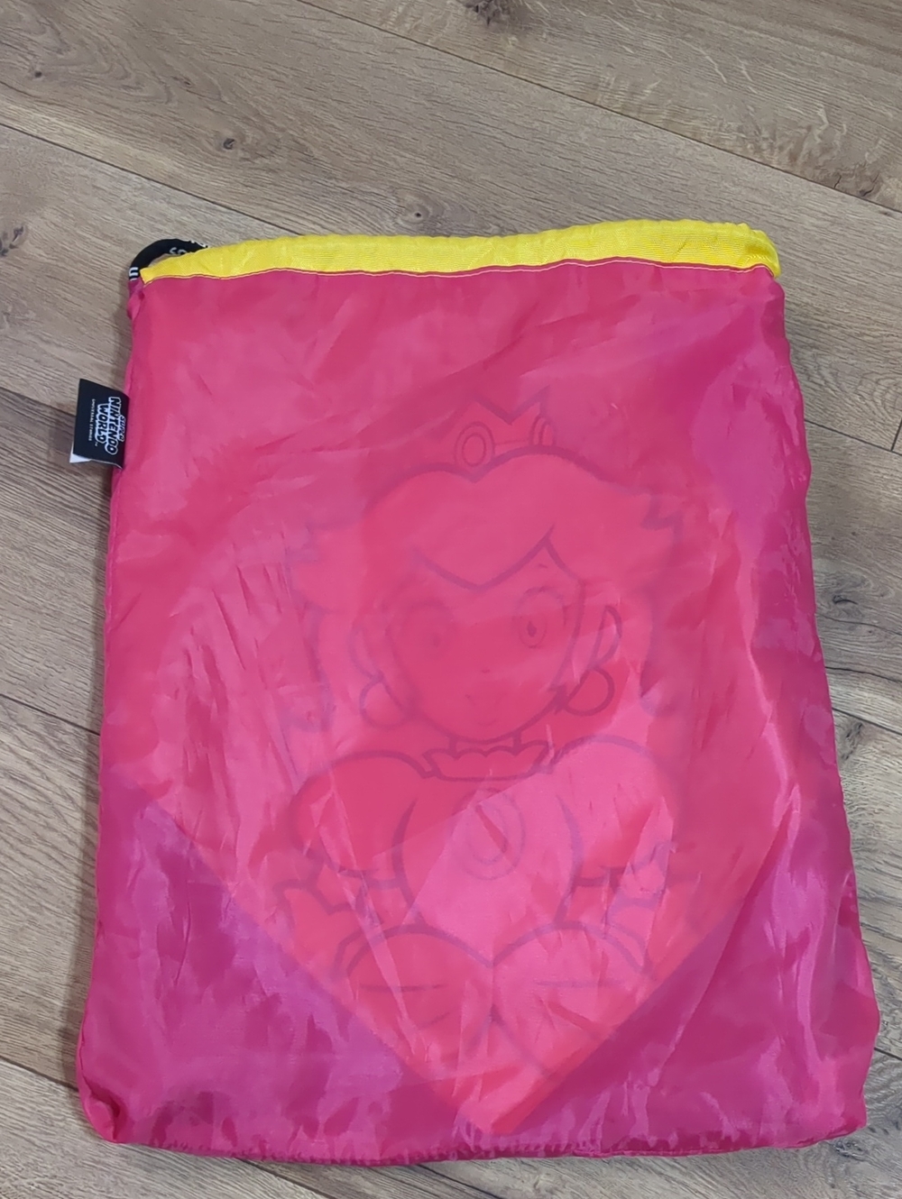 UNIVERSAL STUDIOS SUPER NINTENDO WORLD PRINCESS PEACH DRAWSTRING BACKPACK - Picture 5 of 9